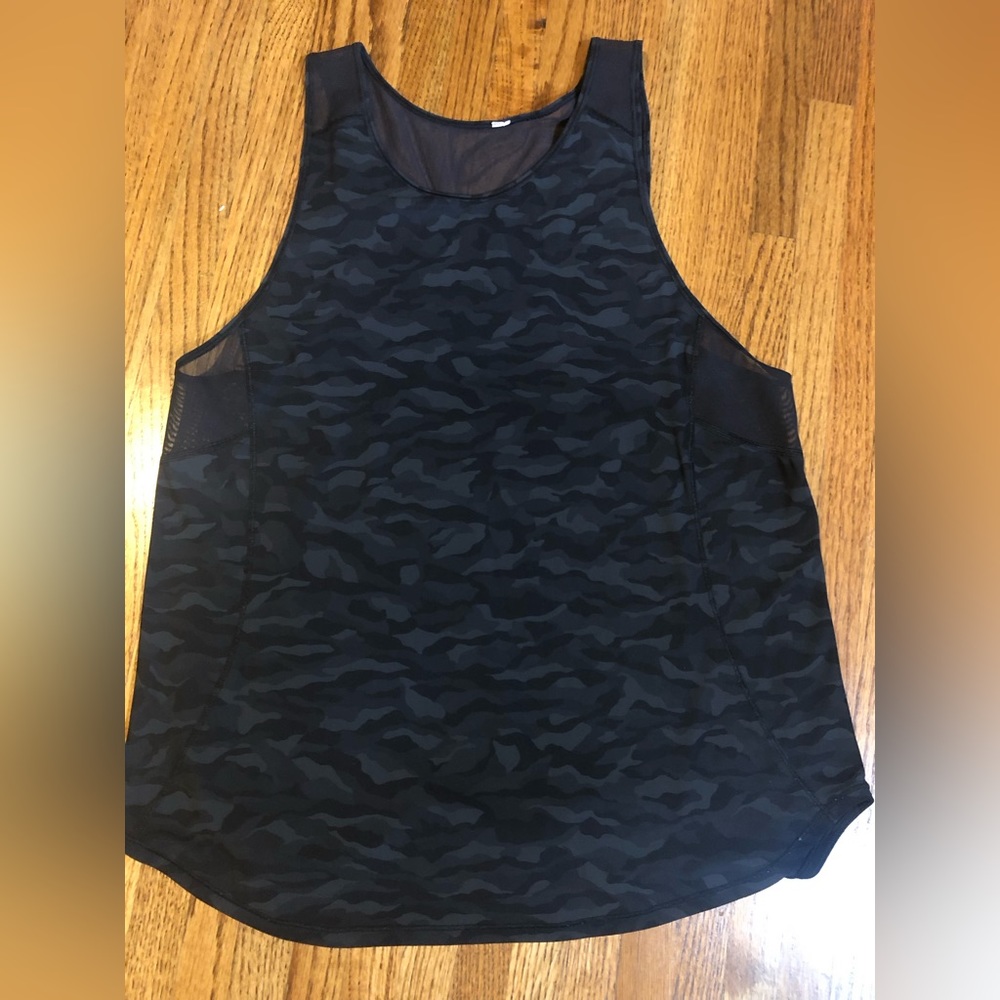 Lululemon Black/Camo Pattern Tank Top Sz 12